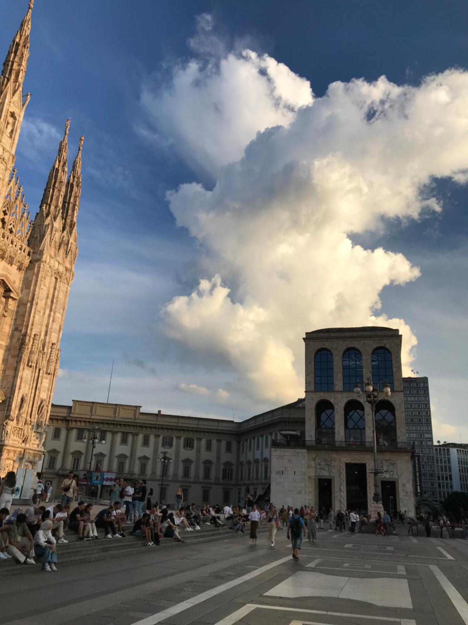 Free 30 Minutes Preemptive Cognitive Disconnect Therapy Price Location Real Duomo Palace Mini Suite * Milano
